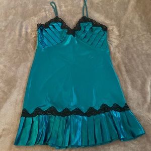 Vintage emerald green slip